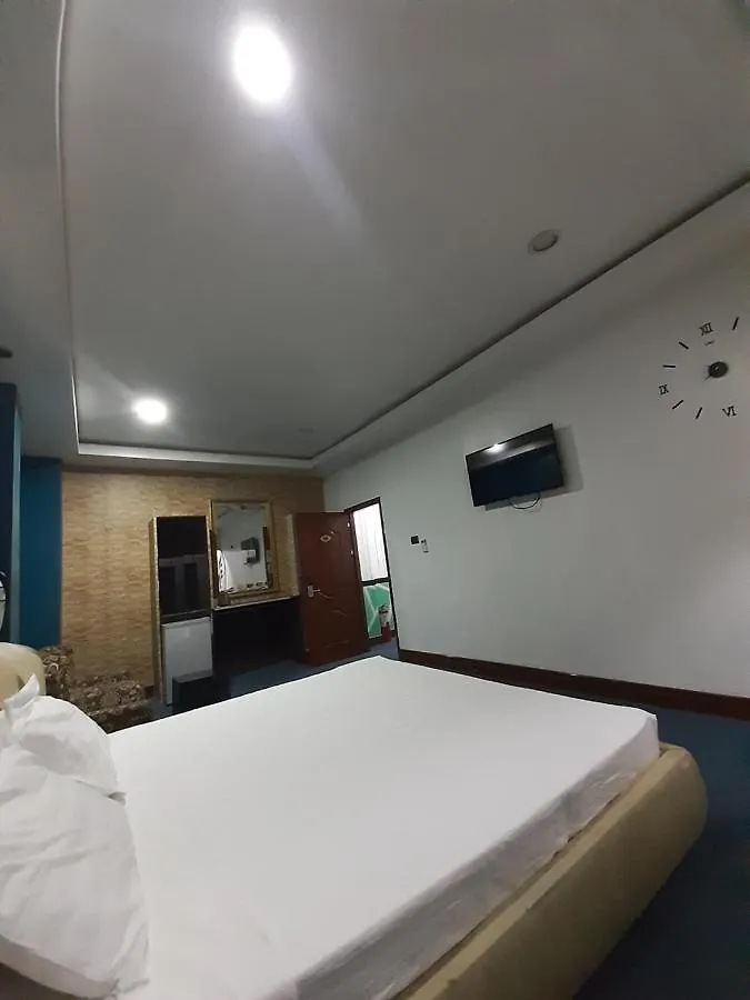 999 Hotel Angeles