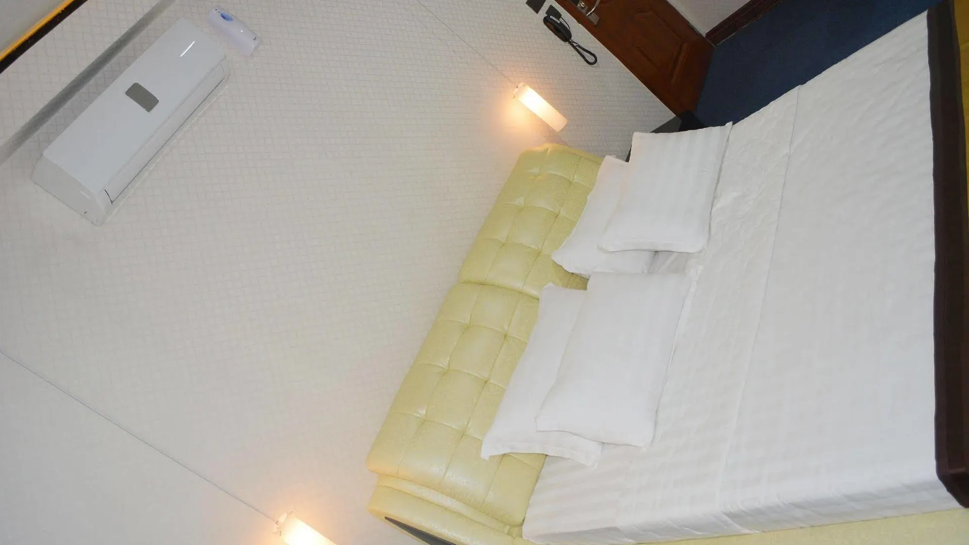 999 Hotel Angeles